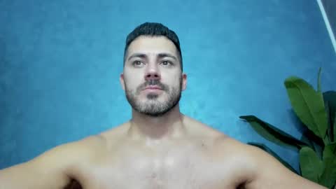 muscularmaster onlyfans online show from December 5, 2024, 1:25 am