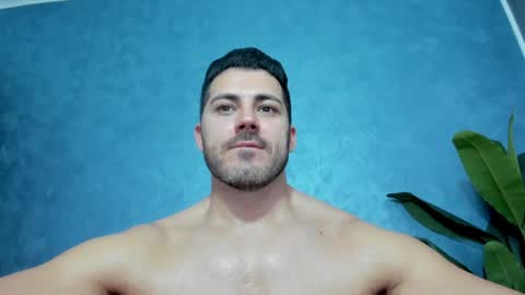 muscularmaster onlyfans online show from January 28, 2025, 10:23 pm