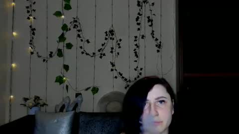 Jeneva online show from February 26, 2026, 7:13 pm