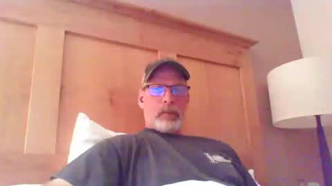 Snapshot of mustang_daddy chatting on March 22, 2026, 2:37 am 307MountainMan online show from March 22, 2026, 2:37 am