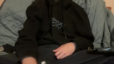 Snapshot of muupp69 chatting on December 7, 2024, 12:30 am muupp69 online show from December 7, 2024, 12:30 am