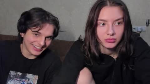 Snapshot of muuur_fam chatting on October 12, 2025, 10:20 pm HEY online show from October 12, 2025, 10:20 pm