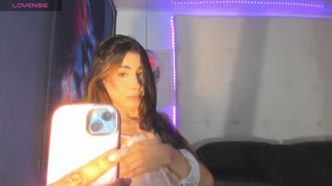 mxli_divine_ online show from June 25, 2026, 3:05 pm