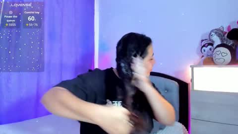 Snapshot of my_aleja_ chatting on February 9, 2026, 11:36 am my_aleja_ online show from February 9, 2026, 11:36 am