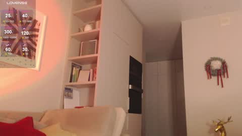 Snapshot of my_hannah chatting on January 11, 2025, 2:04 pm Hannah welcome online show from January 11, 2025, 2:04 pm