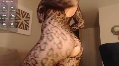 Snapshot of my_hannah chatting on January 12, 2025, 1:48 pm Hannah welcome online show from January 12, 2025, 1:48 pm