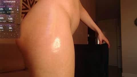 Snapshot of my_hannah chatting on January 20, 2025, 1:32 pm Hannah welcome online show from January 20, 2025, 1:32 pm