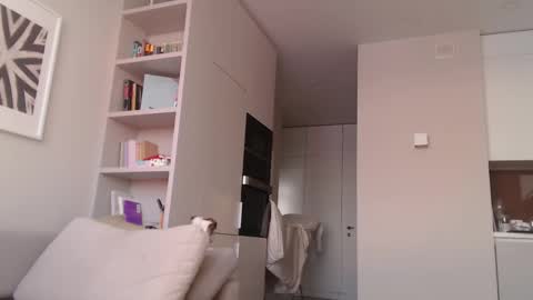 Snapshot of my_hannah chatting on February 21, 2025, 2:06 pm Hannah welcome online show from February 21, 2025, 2:06 pm