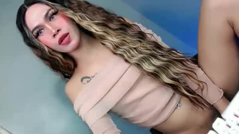 Snapshot of my_oh_my18 chatting on December 10, 2024, 2:17 pm ROYCE online show from December 10, 2024, 2:17 pm