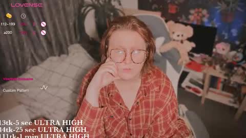 Snapshot of myanotherday chatting on November 11, 2025, 1:27 am Kate online show from November 11, 2025, 1:27 am