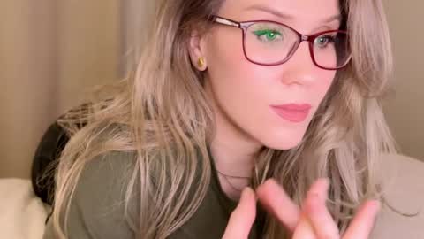 Snapshot of myassistant chatting on December 21, 2024, 11:34 pm Mya-be Yours P online show from December 21, 2024, 11:34 pm