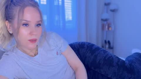 Snapshot of myassistant chatting on February 7, 2025, 4:24 pm Mya-be Yours P online show from February 7, 2025, 4:24 pm