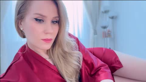 Snapshot of myassistant chatting on February 24, 2025, 1:53 pm Mya-be Yours P online show from February 24, 2025, 1:53 pm