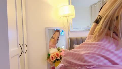 Snapshot of myassistant chatting on March 2, 2025, 12:31 am Mya-be Yours P online show from March 2, 2025, 12:31 am