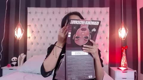 Snapshot of myathtylerth chatting on February 5, 2026, 7:29 pm Mya online show from February 5, 2026, 7:29 pm