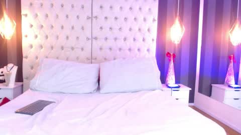 Snapshot of myathtylerth chatting on April 9, 2026, 8:03 pm Mya online show from April 9, 2026, 8:03 pm