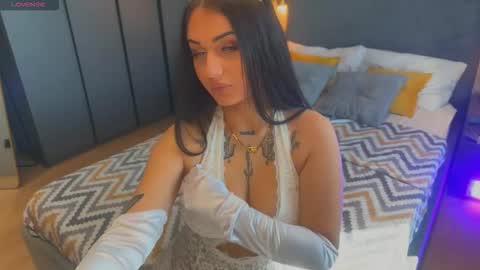 Snapshot of mygoddesshecate chatting on October 16, 2025, 6:14 am Hecate online show from October 16, 2025, 6:14 am