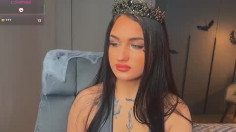 Snapshot of mygoddesshecate chatting on October 25, 2025, 5:37 am Hecate online show from October 25, 2025, 5:37 am