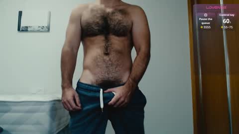 Snapshot of myhairymacho chatting on November 13, 2025, 1:21 pm Juan OF myhairymacho online show from November 13, 2025, 1:21 pm