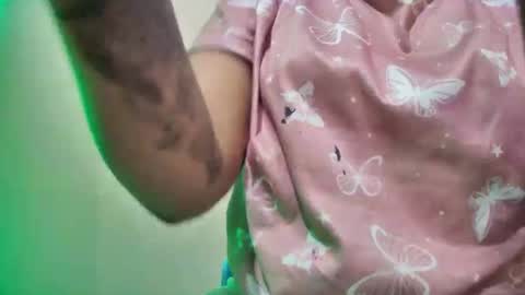 Snapshot of myhoney_hot chatting on May 18, 2026, 10:26 pm myhoney_hot online show from May 18, 2026, 10:26 pm
