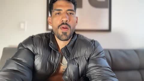 Myke esthetic online show from January 5, 2025, 10:29 pm