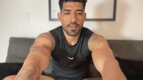 Myke esthetic online show from January 24, 2025, 3:22 am