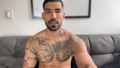 Myke esthetic online show from February 16, 2025, 8:22 pm