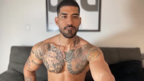 Myke esthetic online show from February 18, 2025, 1:43 am