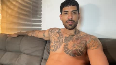 Myke esthetic online show from March 4, 2026, 4:29 am