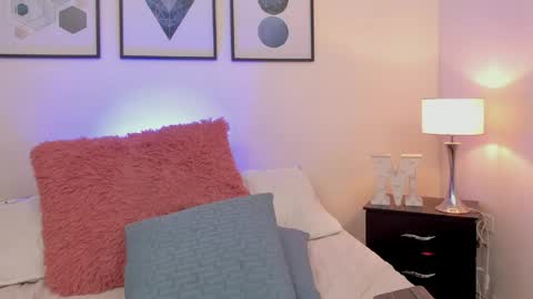 Mykel   online show from May 8, 2026, 1:27 pm