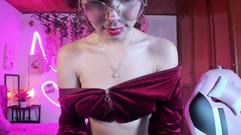 helen online show from December 26, 2024, 9:26 pm