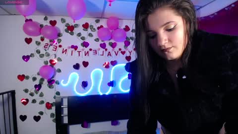 helen online show from February 8, 2025, 2:15 am