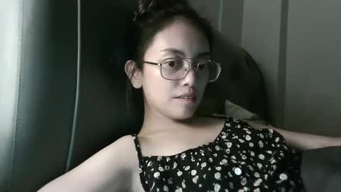 Lucie  online show from December 27, 2024, 5:05 pm