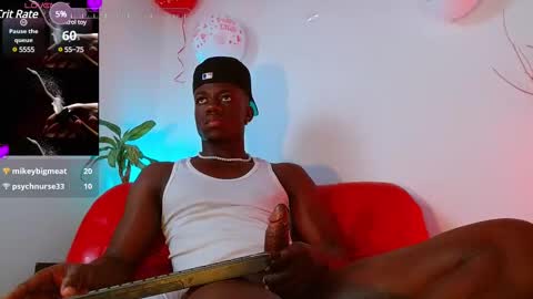 Snapshot of mylowallacee chatting on February 18, 2025, 5:20 am Mylo Wallace online show from February 18, 2025, 5:20 am