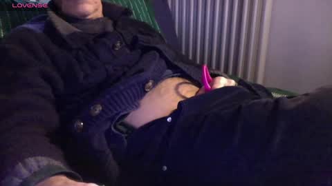 Snapshot of mynakedbeach chatting on February 20, 2025, 4:25 pm Bi sexy guy lovense hush is on private is open or password show tip if you like. online show from February 20, 2025, 4:25 pm