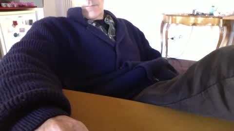 Snapshot of mynakedbeach chatting on March 3, 2025, 7:21 am Bi sexy guy lovense hush is on private is open or password show tip if you like. online show from March 3, 2025, 7:21 am