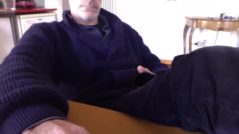 Snapshot of mynakedbeach chatting on March 11, 2025, 7:58 am Bi sexy guy lovense hush is on private is open or password show tip if you like. online show from March 11, 2025, 7:58 am