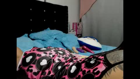 Snapshot of myrandafliiers chatting on October 21, 2025, 12:44 am myranda online show from October 21, 2025, 12:44 am