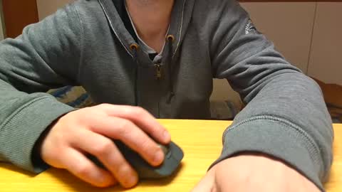 Snapshot of mysecr3tsins chatting on January 5, 2025, 9:57 pm Ben online show from January 5, 2025, 9:57 pm