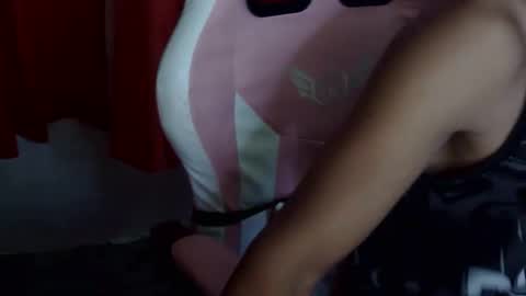 Snapshot of mysterious_man15 chatting on January 6, 2025, 10:35 am mysterious_man15 online show from January 6, 2025, 10:35 am