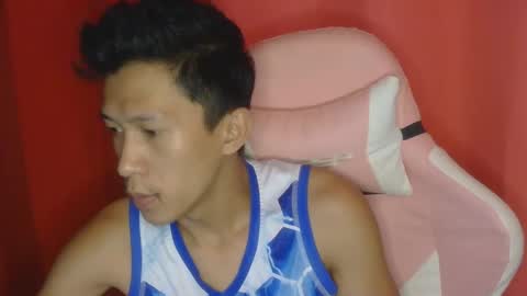 Snapshot of mysterious_man15 chatting on February 22, 2025, 10:18 am mysterious_man15 online show from February 22, 2025, 10:18 am