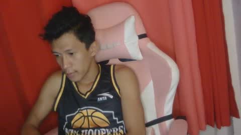 Snapshot of mysterious_man15 chatting on February 23, 2025, 12:37 pm mysterious_man15 online show from February 23, 2025, 12:37 pm