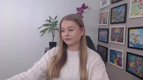 Snapshot of mysteryericax chatting on December 30, 2024, 10:10 am Erica online show from December 30, 2024, 10:10 am