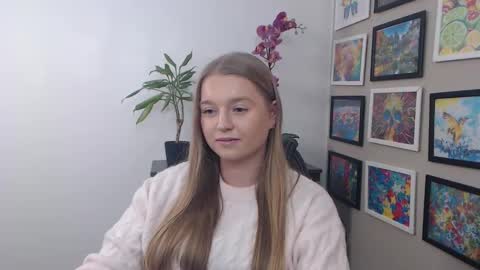 Snapshot of mysteryericax chatting on December 30, 2024, 4:19 pm Erica online show from December 30, 2024, 4:19 pm