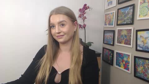 Snapshot of mysteryericax chatting on February 15, 2025, 11:17 am Erica online show from February 15, 2025, 11:17 am