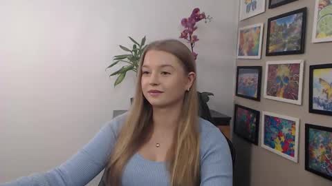 Snapshot of mysteryericax chatting on February 21, 2025, 7:34 am Erica online show from February 21, 2025, 7:34 am