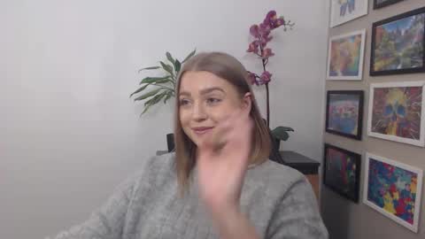 Snapshot of mysteryericax chatting on March 12, 2025, 9:23 am Erica online show from March 12, 2025, 9:23 am