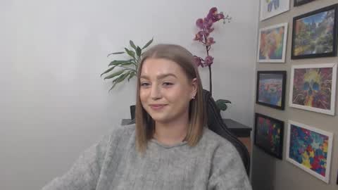 Snapshot of mysteryericax chatting on March 12, 2025, 12:26 pm Erica online show from March 12, 2025, 12:26 pm