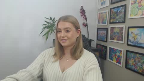 Snapshot of mysteryericax chatting on October 22, 2025, 8:25 am Erica online show from October 22, 2025, 8:25 am