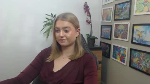 Snapshot of mysteryericax chatting on October 29, 2025, 8:27 am Erica online show from October 29, 2025, 8:27 am